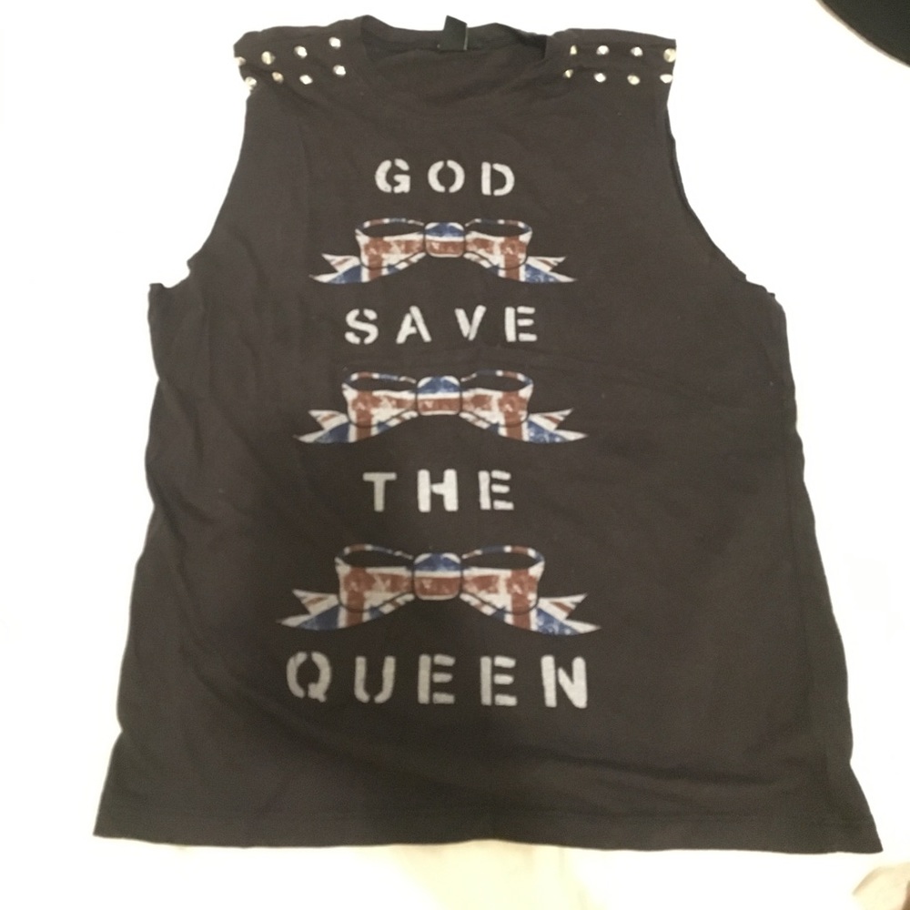 Small studded graphic tank top