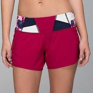 Lululemon RUN TIMES Short BUMBLE Berry size 6
