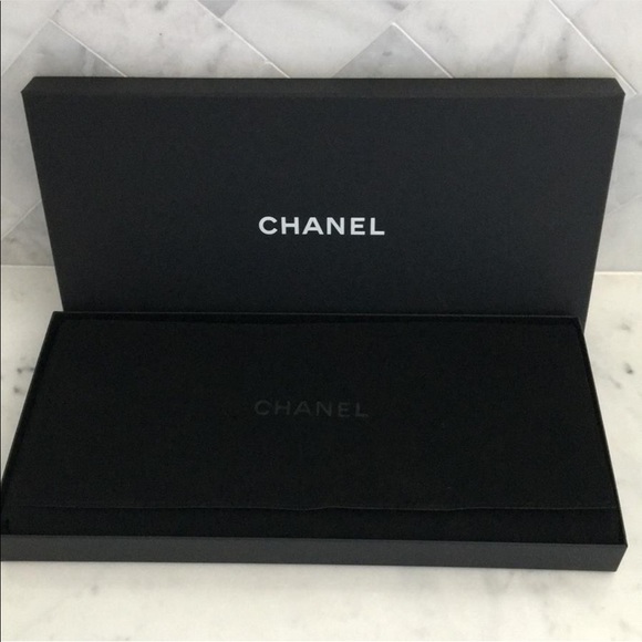 ❌SOLD❌AUTHENTIC CHANEL SOLD OUT NECKLACE - Picture 7 of 8