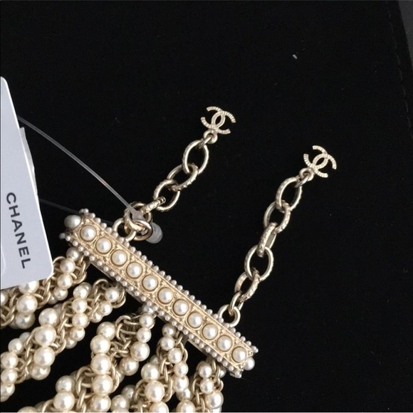 ❌SOLD❌AUTHENTIC CHANEL SOLD OUT NECKLACE - Picture 6 of 8