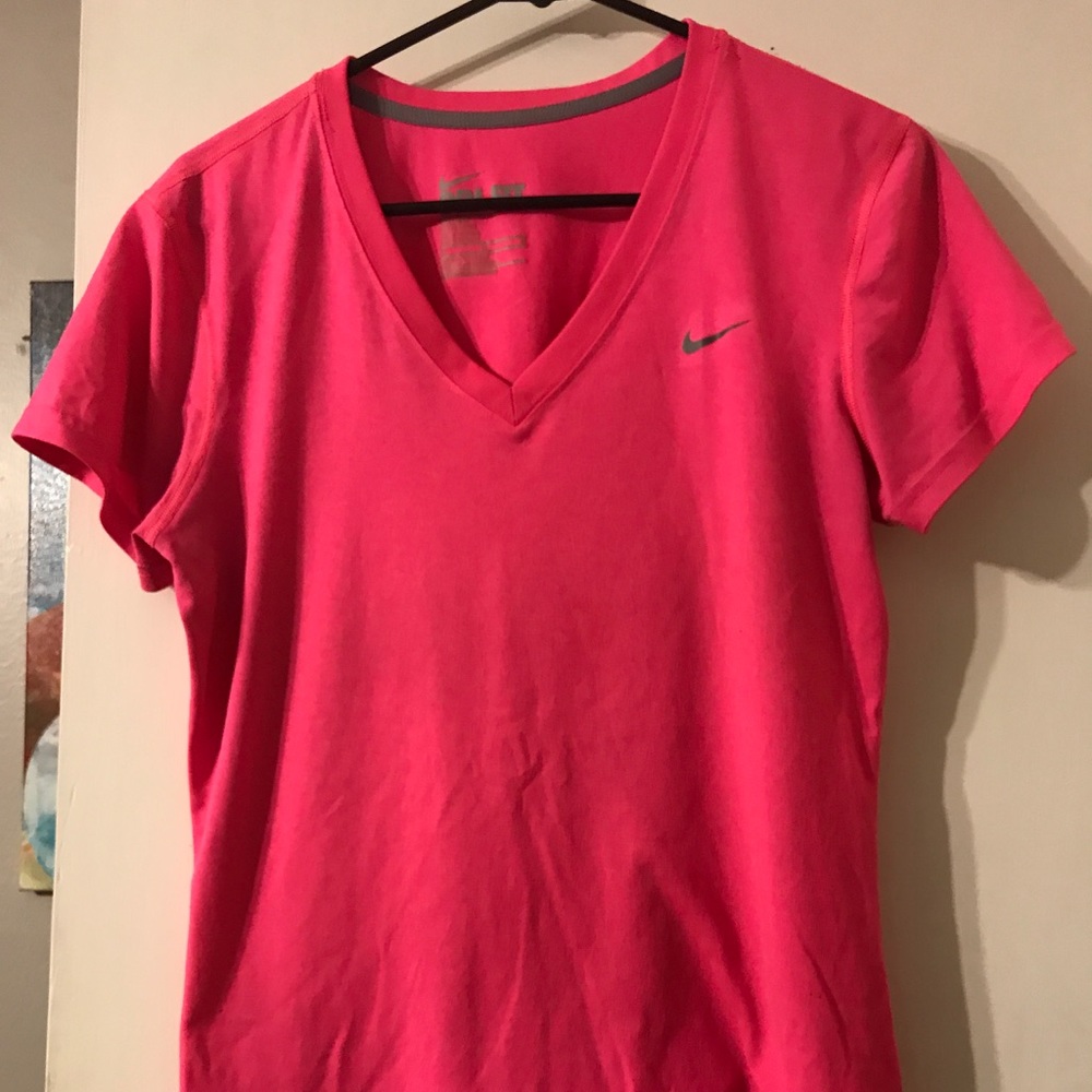 Nike tee