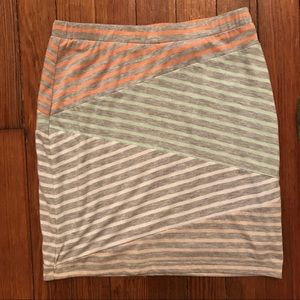 Funky Geometric Print Cotton Mini Pencil Skirt 💕