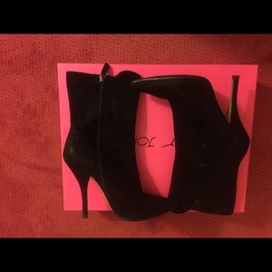 Betsey Johnson Wing it Bootie