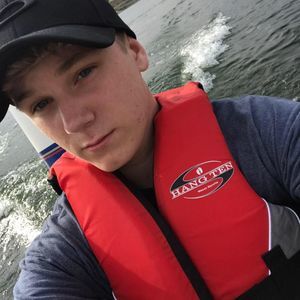 Meet your Posher, Chris