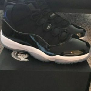 Space jam jordans size 11