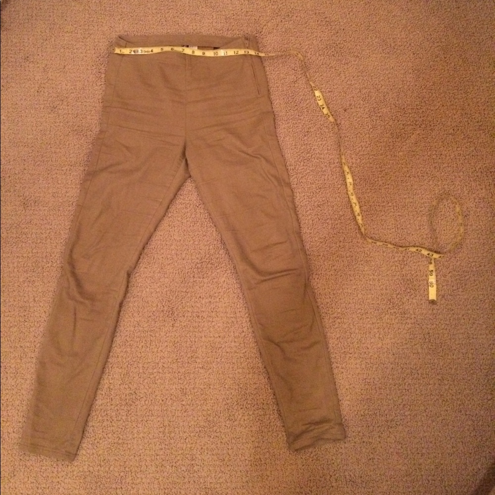 Divided skinny pants