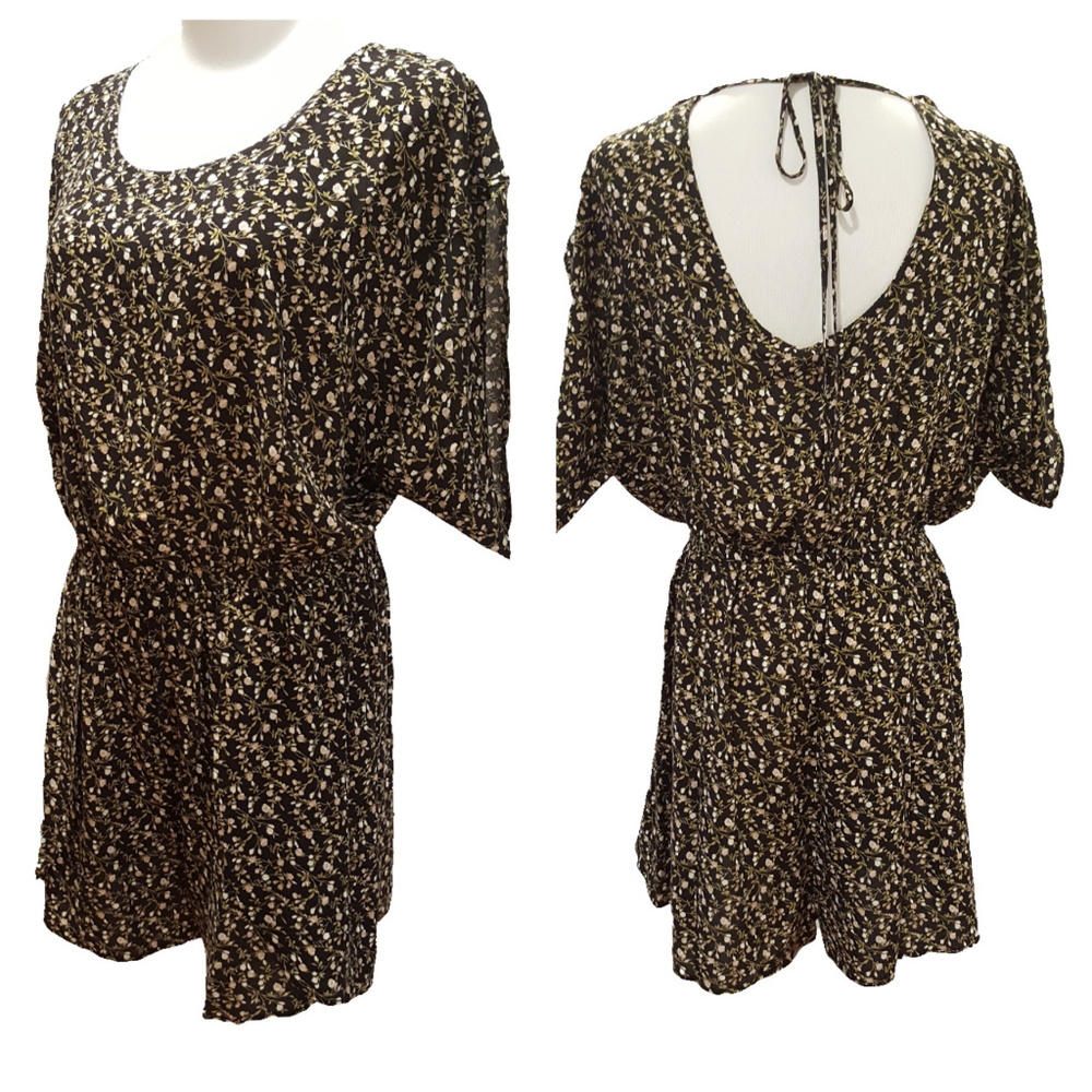 BCBGeneration Floral Tie-Back Romper Size M NWT