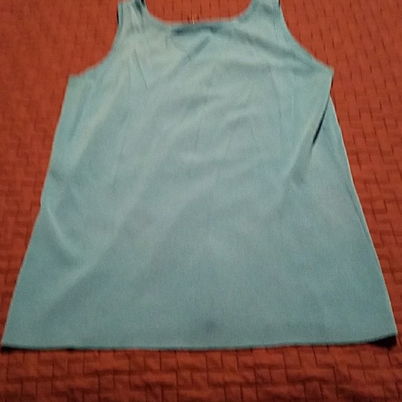 Tank - Picture 3 of 3