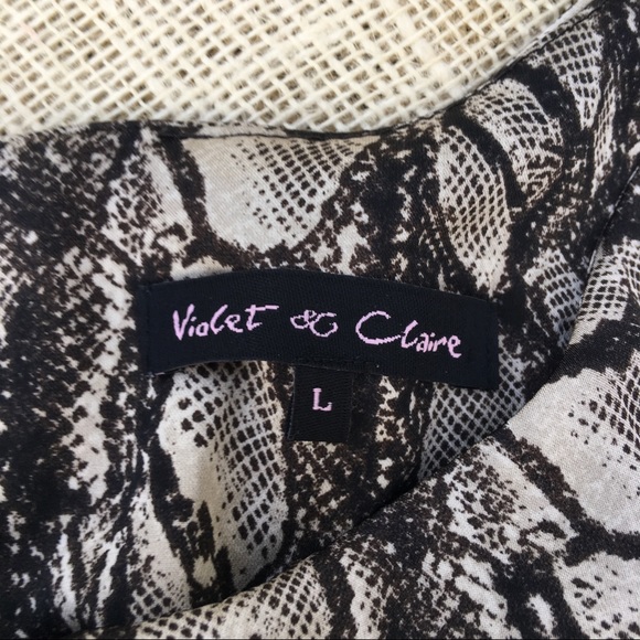 Violet & Claire Black Snakeskin Tank Top Blouse - Picture 3 of 8