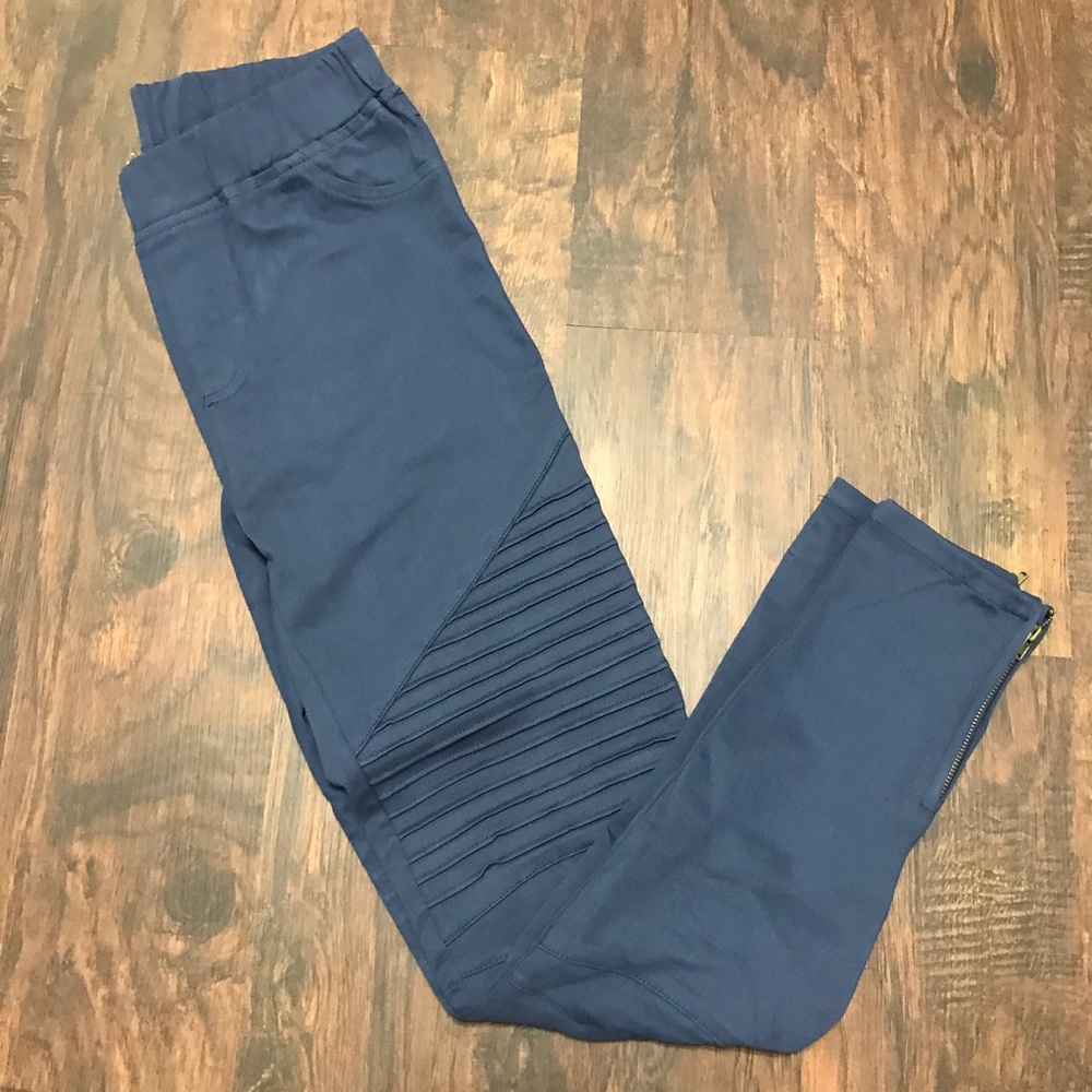 NWT Umgee boutique navy color Moto Jeggings