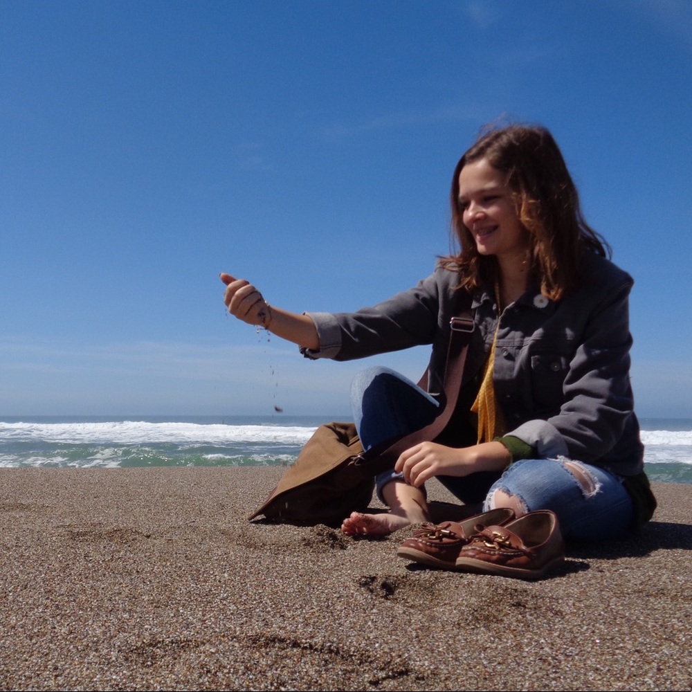 Meet your Posher, Cynthia