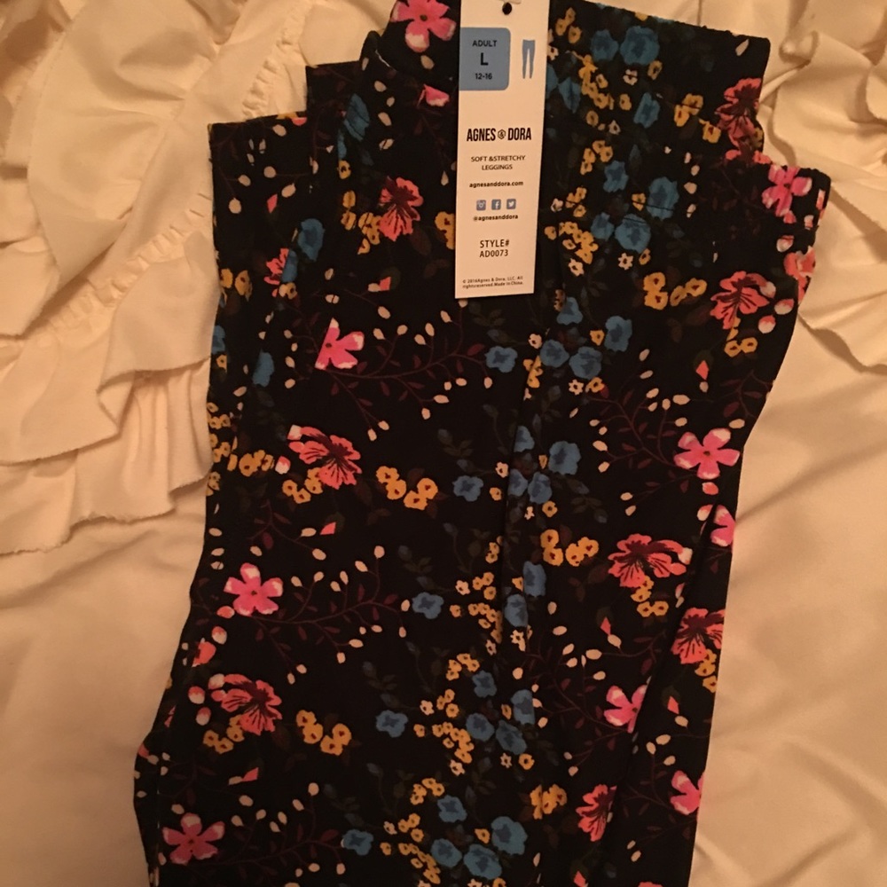 bnwt agnes & dora leggings size large
