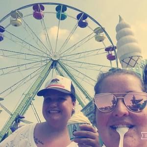 Meet your Posher, Sara