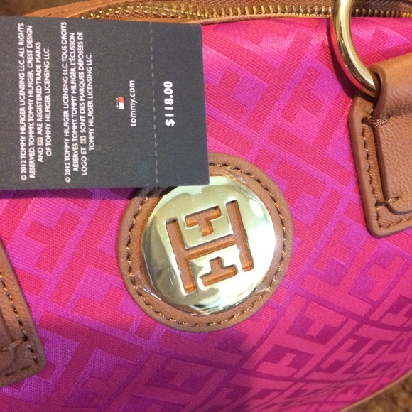 Tommy Hilfiger💓Hot Pink Carry Bag - Picture 2 of 2