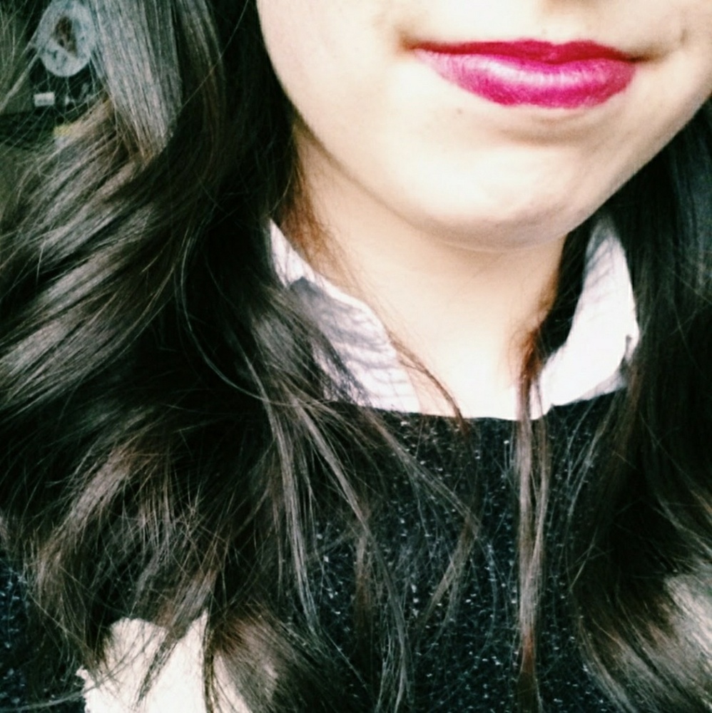 MEET YOUR POSHER 💜💜💜