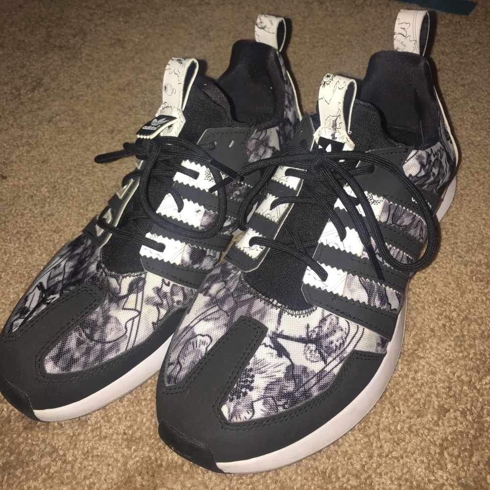 Women's black and white Adidas SL LOOP