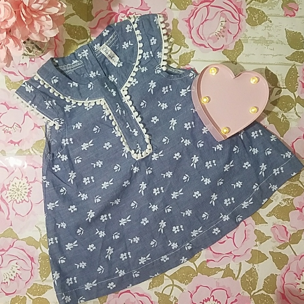 💜Adorable Top💜 - Picture 1 of 4