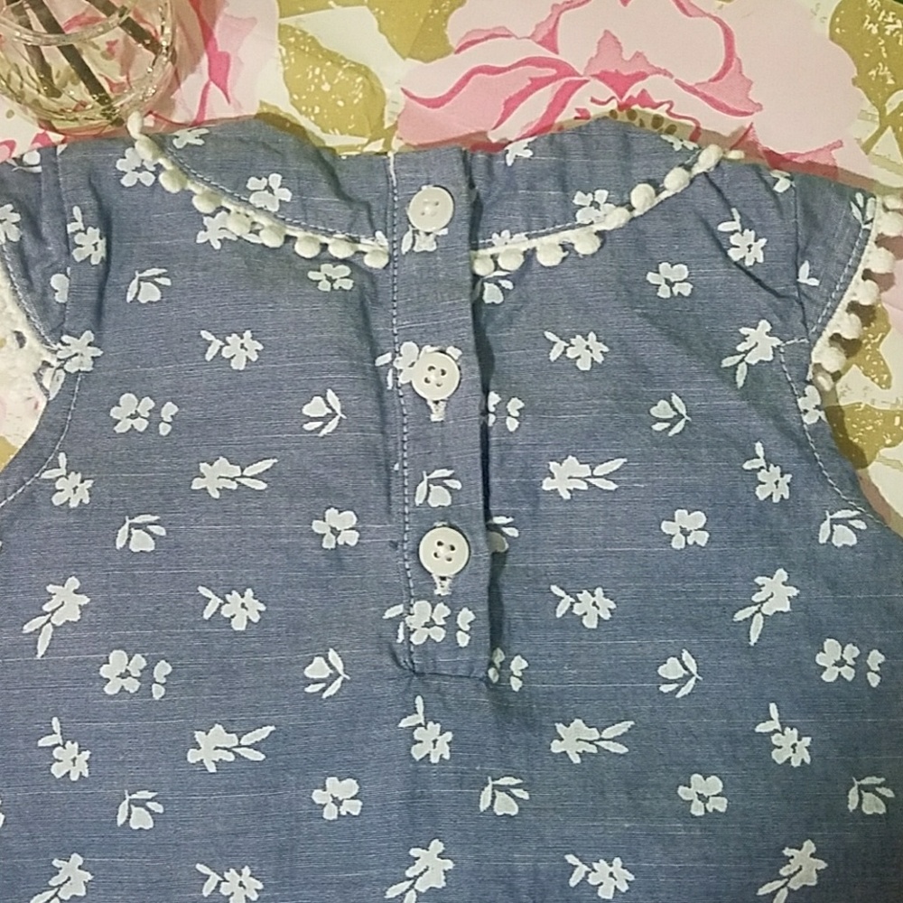 💜Adorable Top💜 - Picture 4 of 4