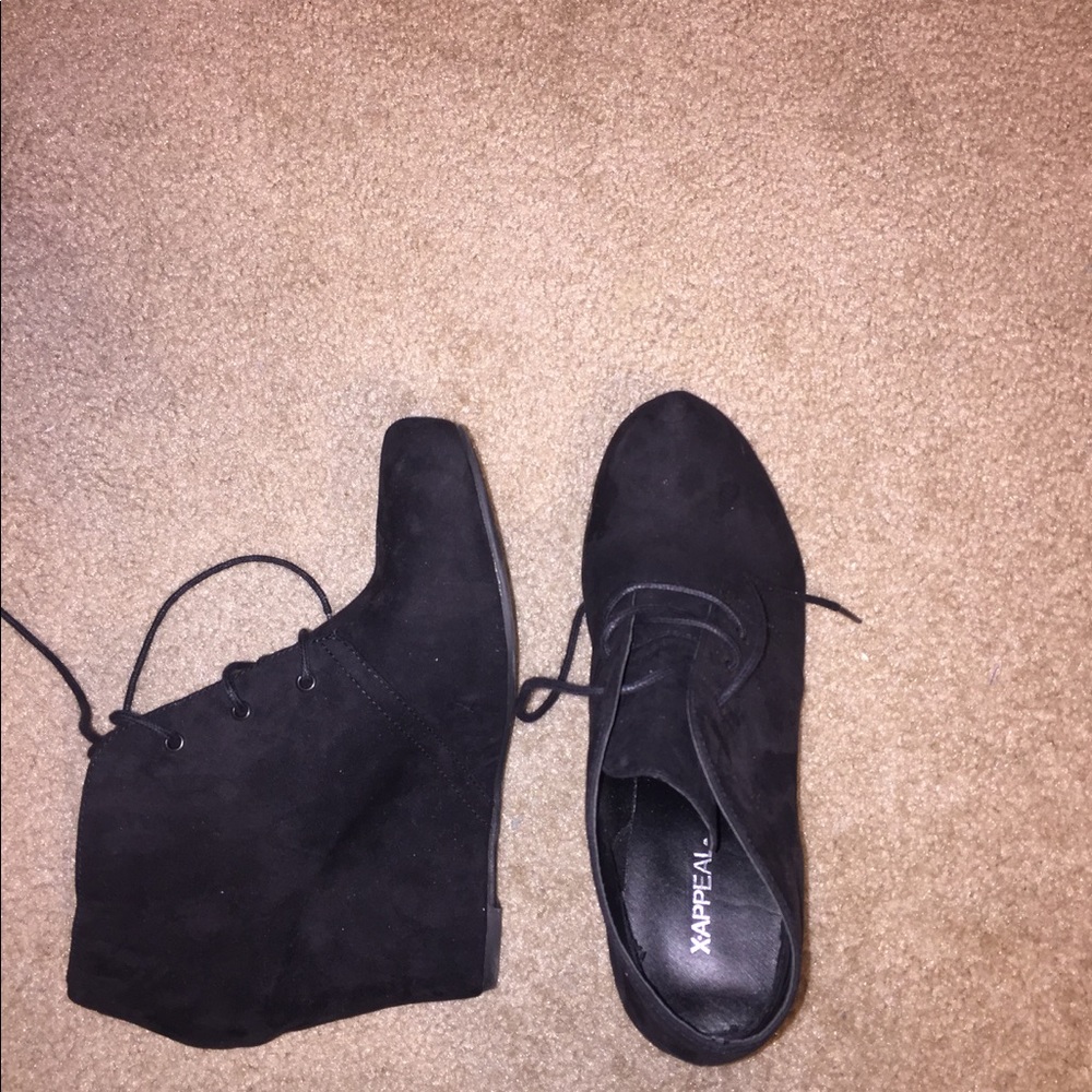 Booties - Picture 3 of 3