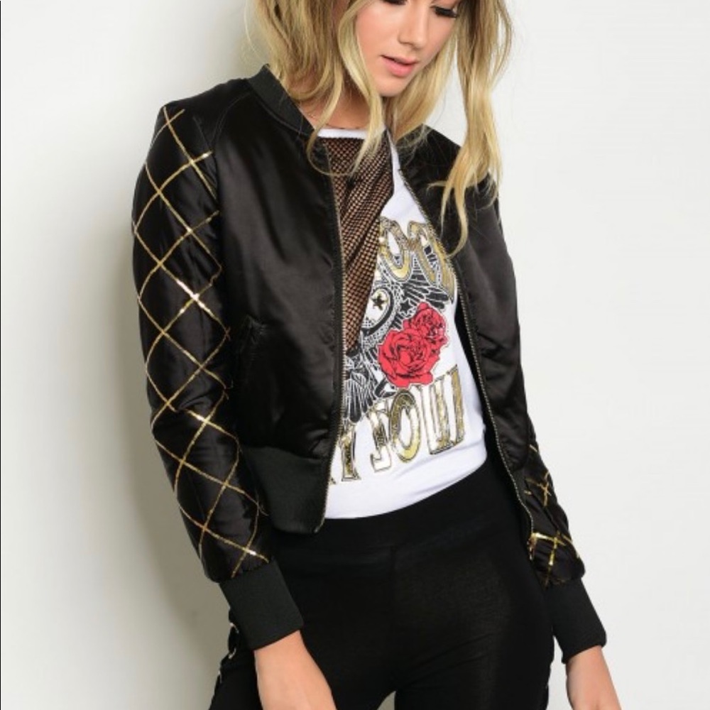 🎉🆕 BLACK w GOLD SEQUINED BOMBER JACKET