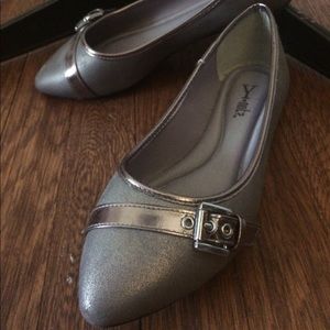 Silver/pewter buckle flats size 7