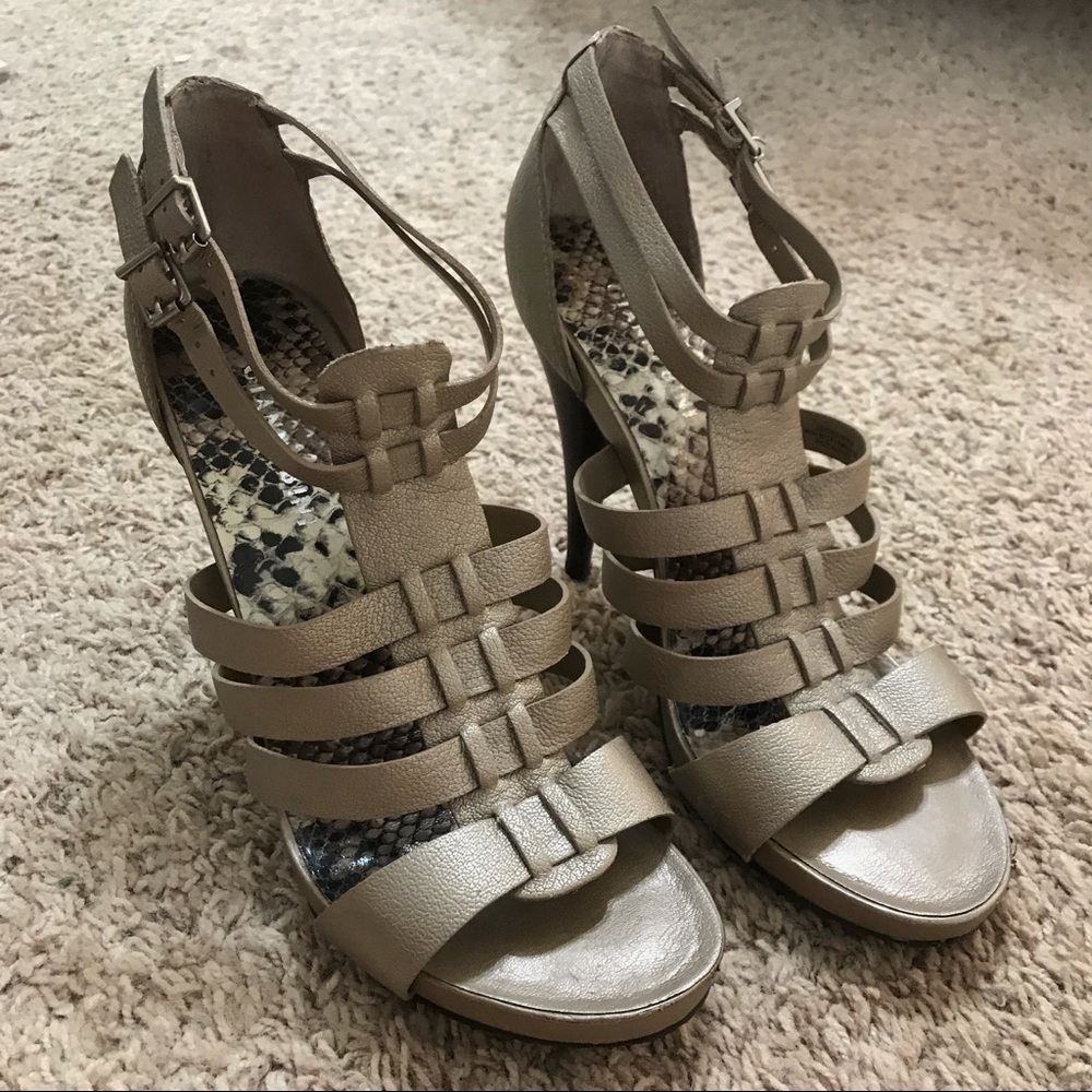 Gianni Bini 9 gold silver gladiator stiletto heels