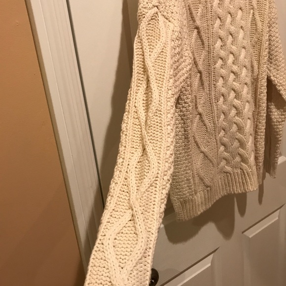 Forever 21 Cable-knit Sweater - Picture 3 of 4