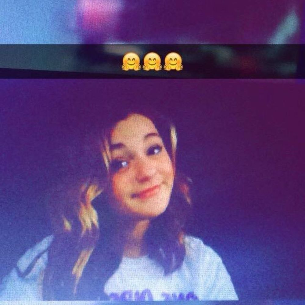 Meet your Posher, Caroline