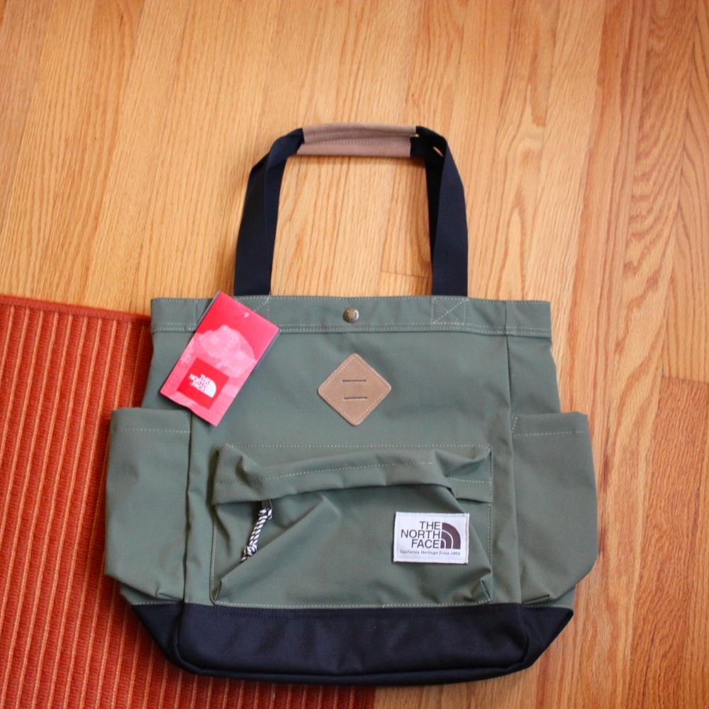 The North Face Mountain Heritage Four Point Bag