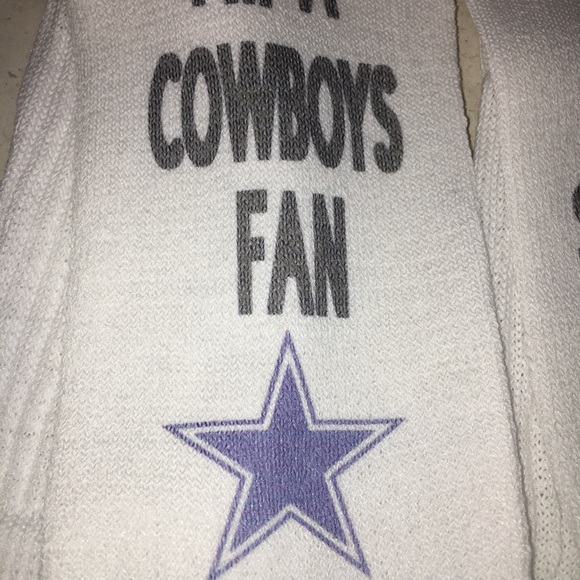 Men’s 🏈 Dallas Cowboy pair of tube socks - Picture 4 of 5