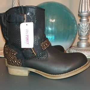 Via Pinky Collection Black Bling Motorcycle Boots