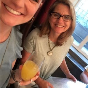 Meet your Posher, Lacey