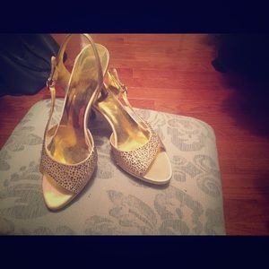 Nine West gold heels