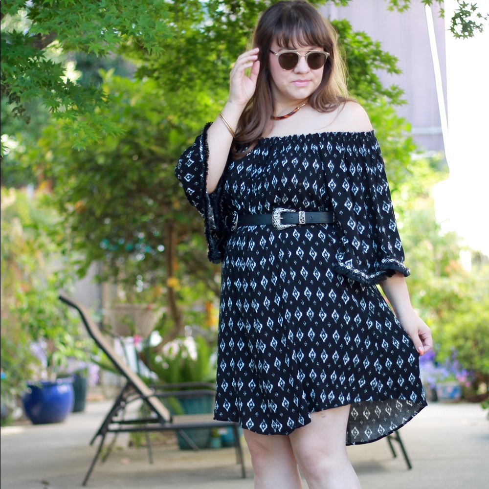 Black Off The Shoulder Dress - Picture 2 of 7