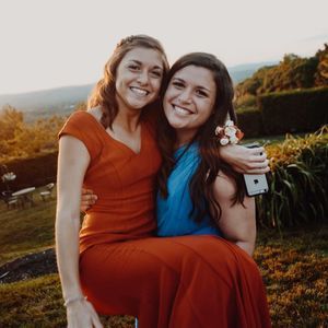 Meet your Posher, Maria