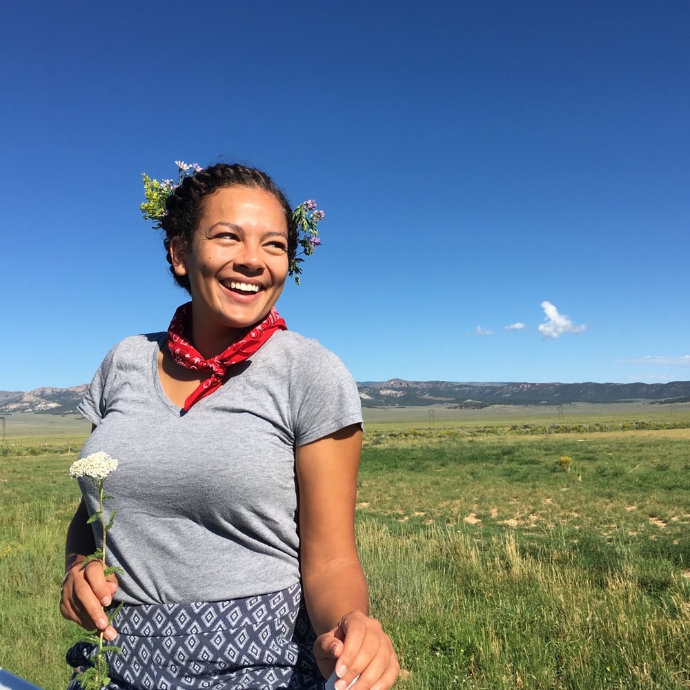 Meet your Posher, Dominique