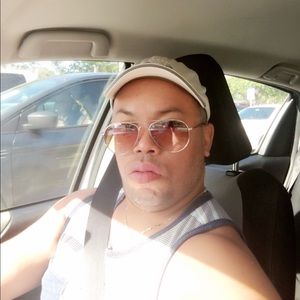 Meet your Posher, Amaury