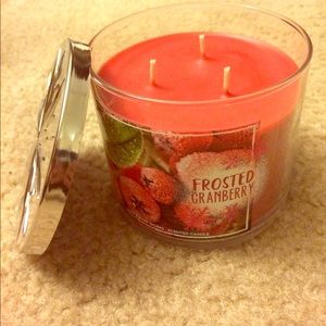 NEW Frosted Cranberry Candle
