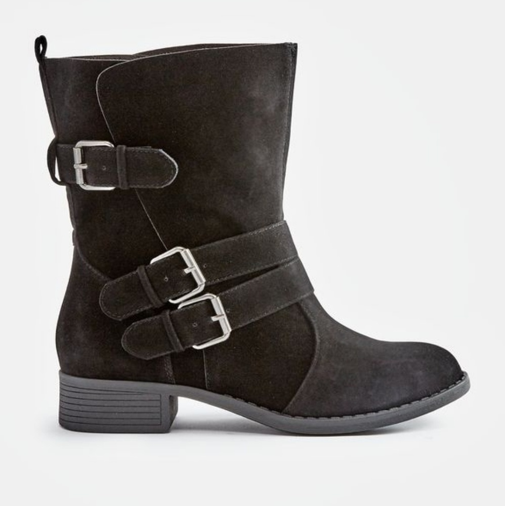 ❌Sold❌JustFab/ Selene Model