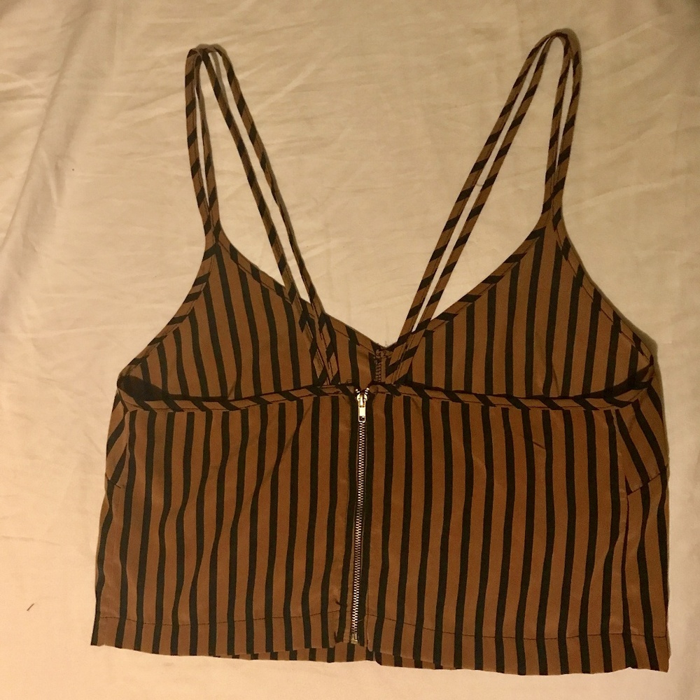 Striped Crop Top - Picture 2 of 2