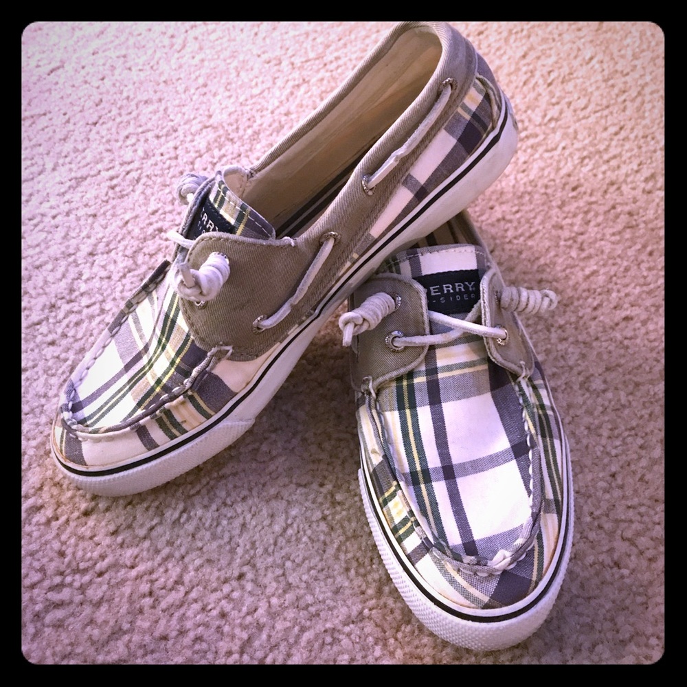 Sperry Topsider boat shoes