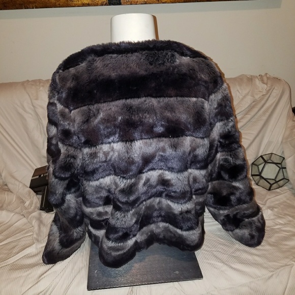 525 America faux fur - Picture 2 of 4