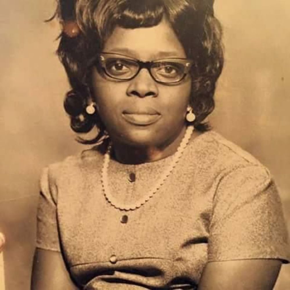 Meet your Posher, Ant