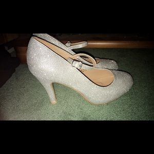 bella marie size 7 heels