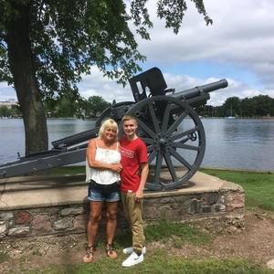 Meet your Posher, Andrew