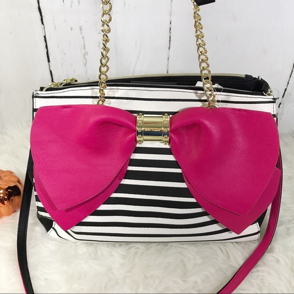 ❤️SOLD❤️Betsey Johnson big bow satchel bag /purse - Picture 3 of 7