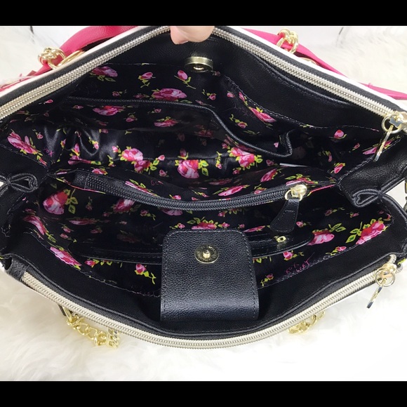 ❤️SOLD❤️Betsey Johnson big bow satchel bag /purse - Picture 6 of 7