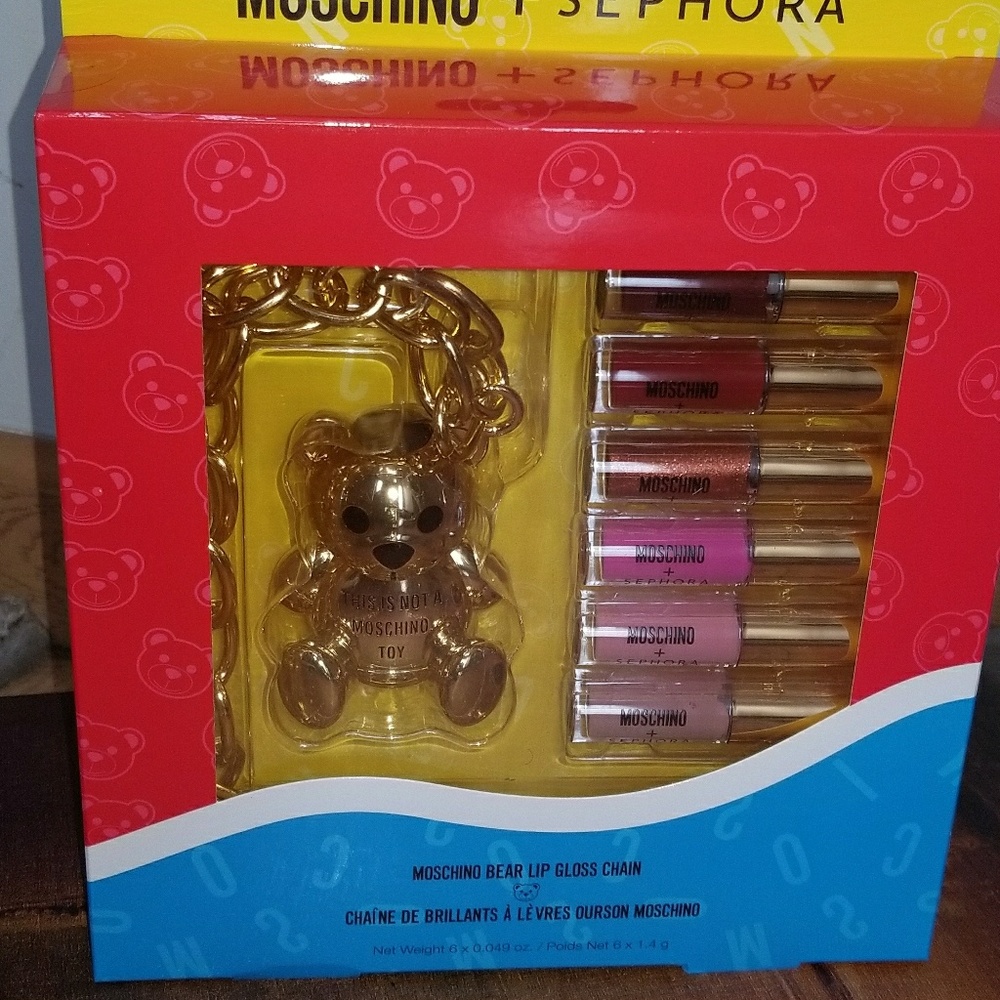 SOLD Brand New Moschino Bear 6pc Gloss