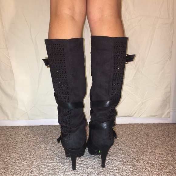 Black Heeled Calf Boots - Picture 3 of 7