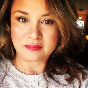 Meet your Posher, Theresa